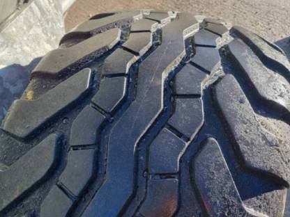 Bild 2:Kompletträder 500/50-17