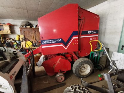 Rundballenpresse Feraboli FF55 h