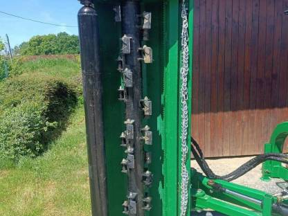 Bild 4:GEO Böschungsmulcher AGL 165