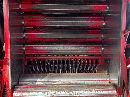 Bild 4:Rundballenpresse Lely RP245