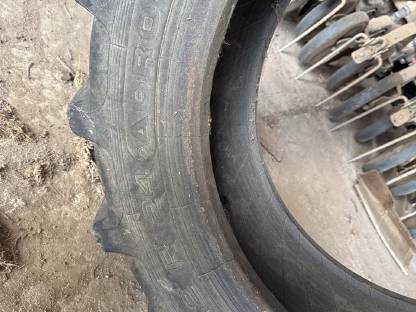 Bild 3:Reifen Uniroyal 11.2R24