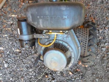 Rotax Benzin Motor Typ 232 zurzeit auf einen Rasant.