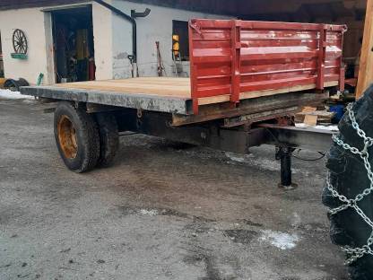 Bild 3:Ballenanhänger