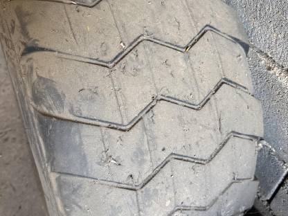 Bild 4:Reifen Mitas 445/65R22.5
