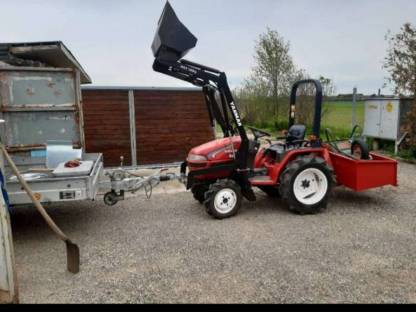 Bild 2:Kleintraktor Set, 4 Anbauteile, Yanmar