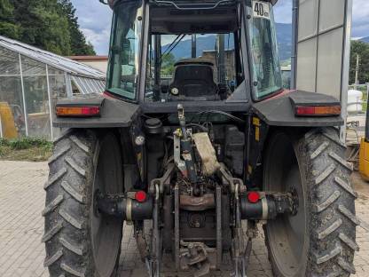 Bild 5:Massey Ferguson 6140