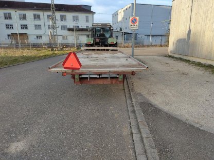Bild 3:Anhänger Einachs