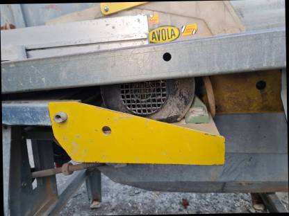 Bild 4:Avola Kreissäge ZBV 450-10 Holzkreissäge