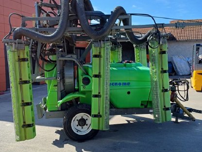 Bild 4:Višeredna Prskalica Tecnome