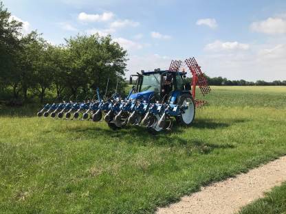 Bild 2:Fronthackgerät 12x50