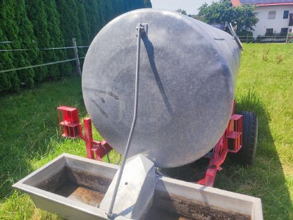 Bild 3:4.000 l Wassertank mit Anhänger – verzinkt & fahrbereit