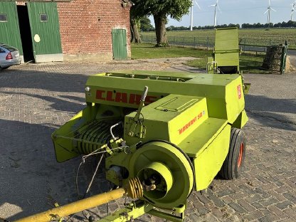 Bild 5:HD Ballenpresse Claas Markant 50 m. hydr. Schleuder