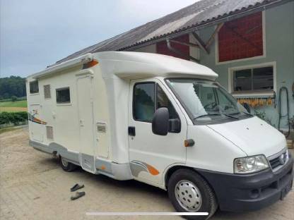 Bild 2:Wohnmobil Camping