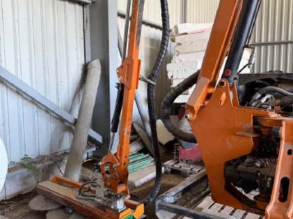 Bild 2:Berti Böschungsmäher FB/ARC 600 STX inkl. Astsäge