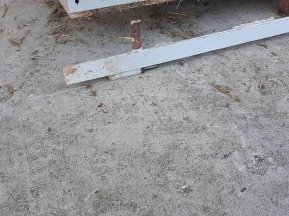 Bild 4:2-flügeliges Tor inkl. Rahmen