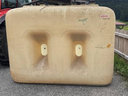 Bild 2:Diesel/Heizöl. Tank
