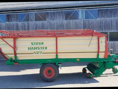 Bild 2:Ladewagen Steyr Hamster 427
