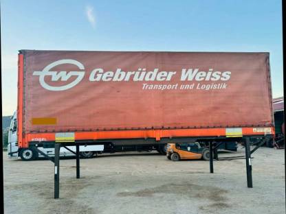 Bild 2:Wechselbrücke Plane, Lager Stauraum Container