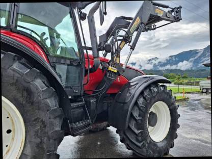 Bild 3:Verkaufe Valtra T 190