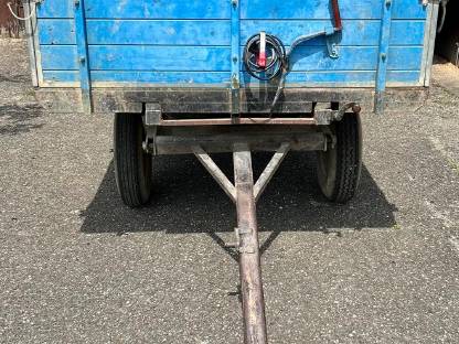 Bild 3:Gebrauchter 2-Achsanhänger mit Kippvorrichtung