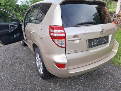 Bild 3:Toyota RAV 4