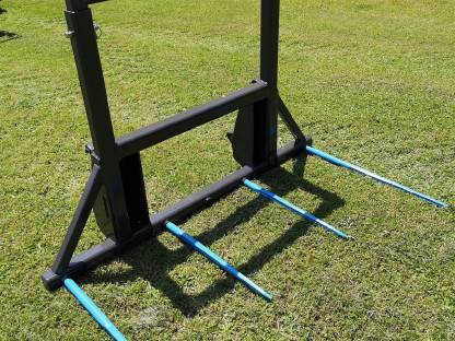 Bild 3:Ballengabel, Ballenspieß, Rundballen, Quaderballen