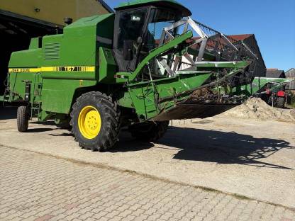 John Deere 1157