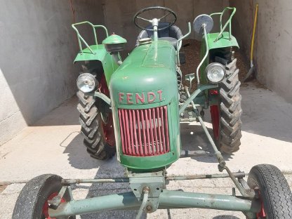 Bild 2:Fendt Dieselross D12 S