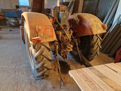 Bild 6:Steyr 288 reparaturbedürftig (mit Papieren)