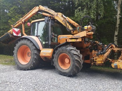 Bild 2:John deere 6320 inkl Böschungsmäher