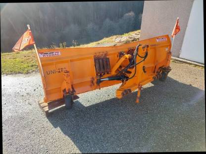 Bild 2:Hydrac UNI 270 Schneeschild
