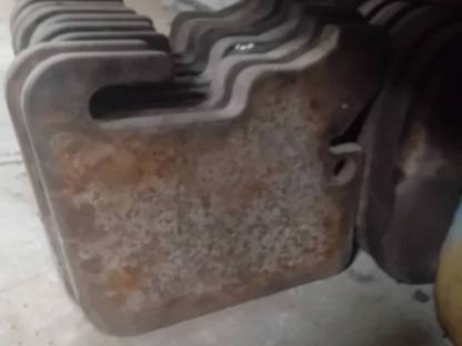 Bild 2:Frontgewichte Steyr