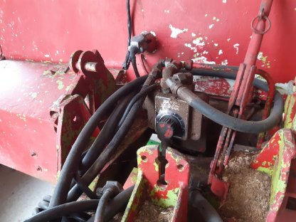 Bild 2:Hackgut-Anhänger Abschieber