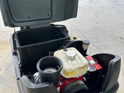 Bild 3:Kärcher Kehrmaschine