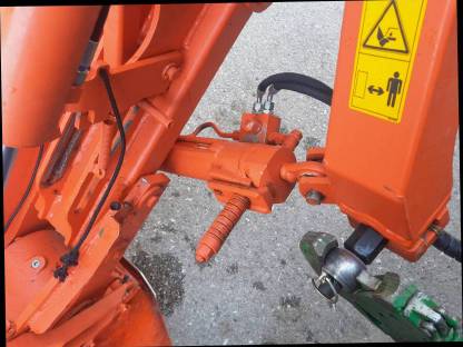 Bild 9:Kuhn GMD 350-FF Heckmähwerk