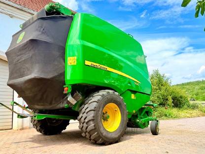John Deere 990 MaxiCut - Rundballenpresse 960/V451R/V461R