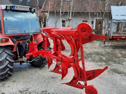 Bild 3:KMF Pflug UZ27