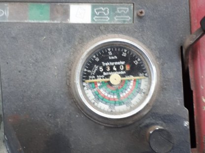 Bild 8:Steyr 50 mit Frontlader