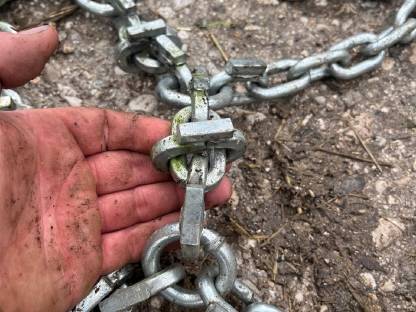 Bild 3:Schneeketten Pewag 14.9-30, 380/85-30