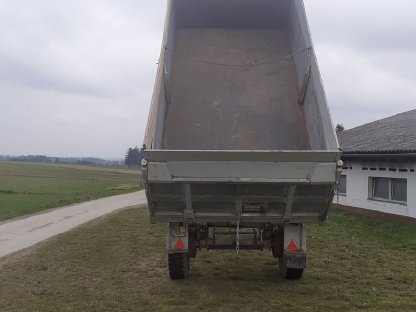 Bild 4:3-Seiten-Kipper