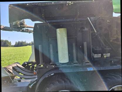 Bild 8:Press-/Wickelkombination Fixmaster 335 von Deutz-Fahr