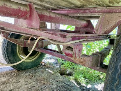 Bild 3:Traktoranhänger