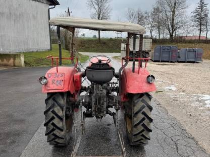 Bild 3:Steyr 28er mit Fritzmairdach