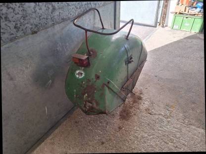 Bild 2:Verkaufe Steyr 180a Kotflügel rund