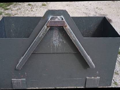 Bild 4:Eisenkiste zu verkaufen