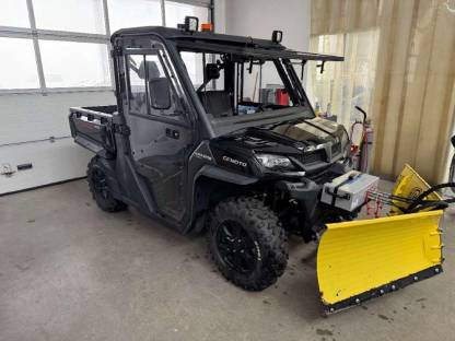 Bild 8:CF-Moto UForce 1000 4x4 DLX EPS Quad