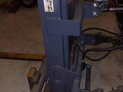 Bild 3:Stapler Hubmast, 3-Punkt Hubgerüst