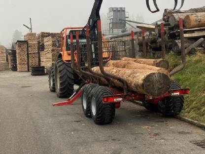 Bild 2:Farmi Vario 101 Rückewagen