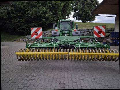 Bild 3:Kerner Helix 450 Kurzscheibenegge