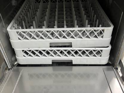 Bild 2:Gastro Geschirrspüler